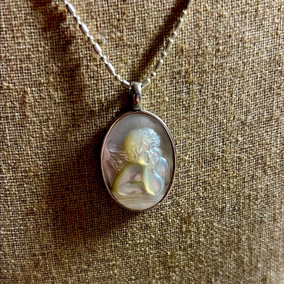 Elegant Sterling Silver Mother of Pearl Angel Pendant Necklace - Picture 1 of 3